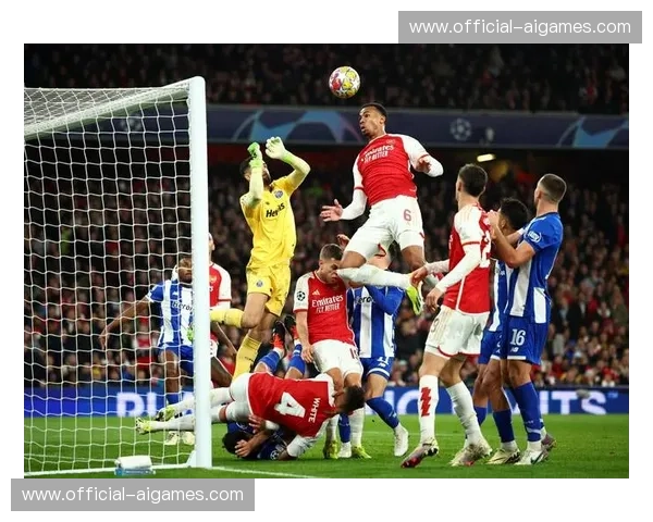 阿森纳创八战全胜纪录，联赛阶段攻防表现完美