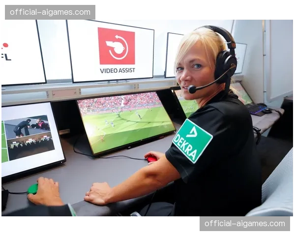 法甲考虑引入视频助理裁判技术升级，提升判罚准确性